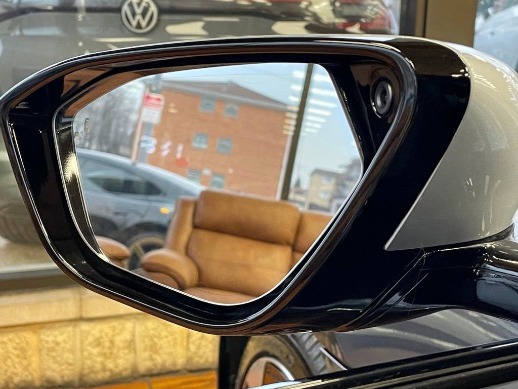 Used 2023 Lucid Air Grand Touring image 20