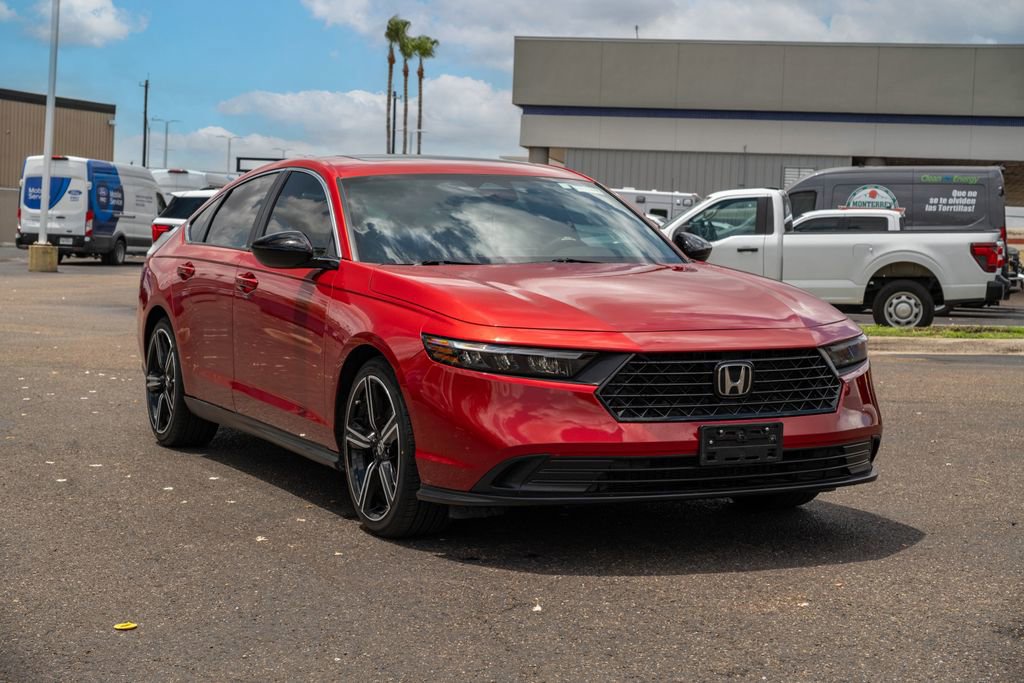 Used 2023 Honda Accord Sport image 1