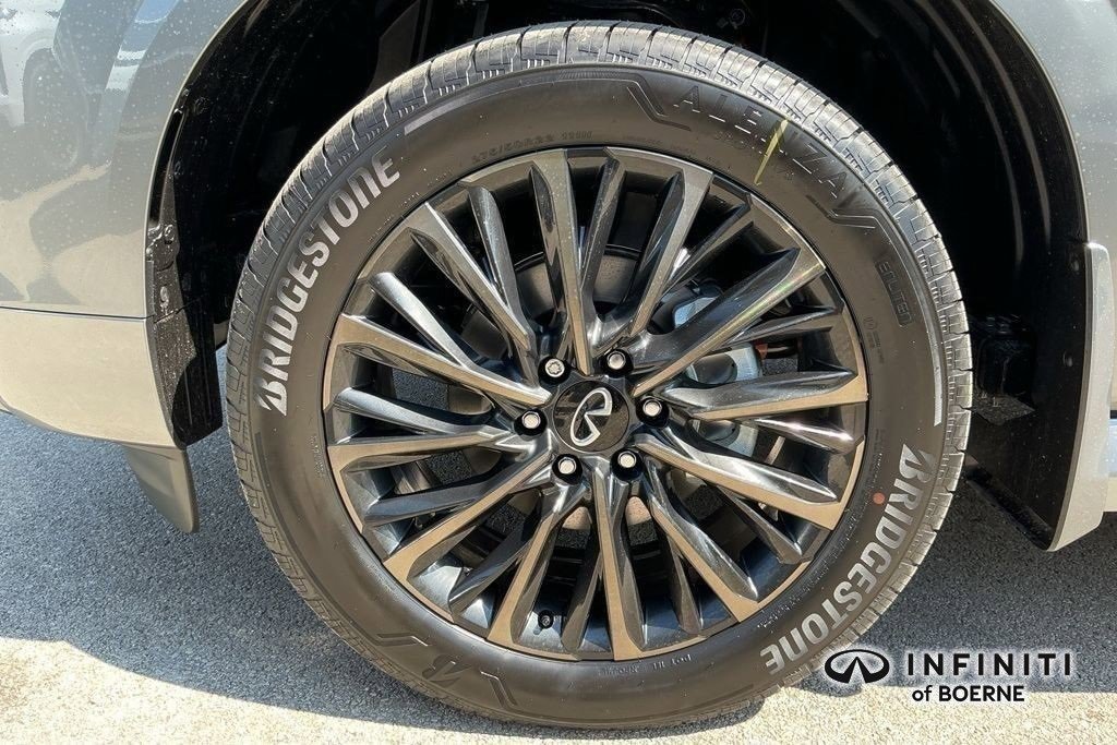 New 2026 INFINITI QX80 Autograph w/ Premium Cargo Package image 8