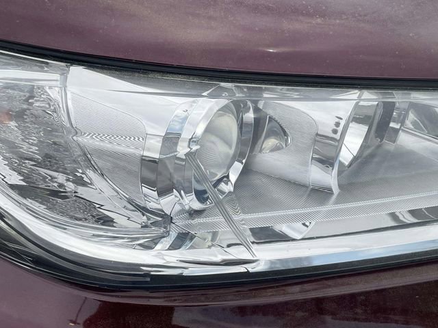 Used 2017 Toyota Highlander Plus image 6