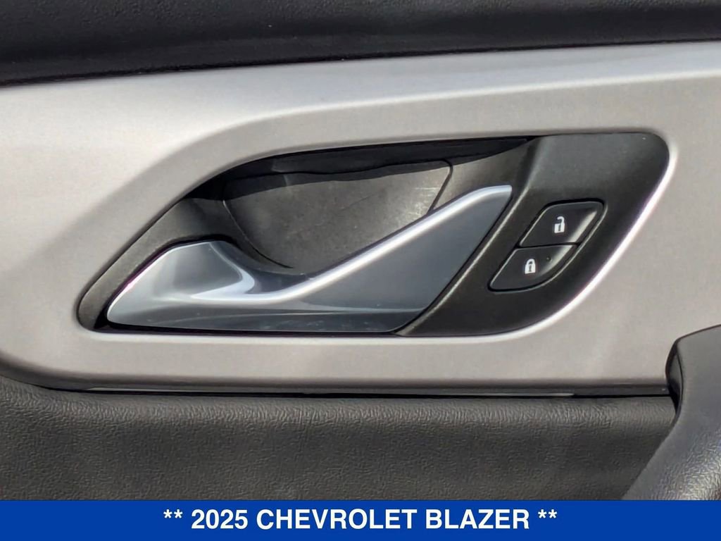 New 2025 Chevrolet Blazer LT w/ Sound & Technology Package image 13