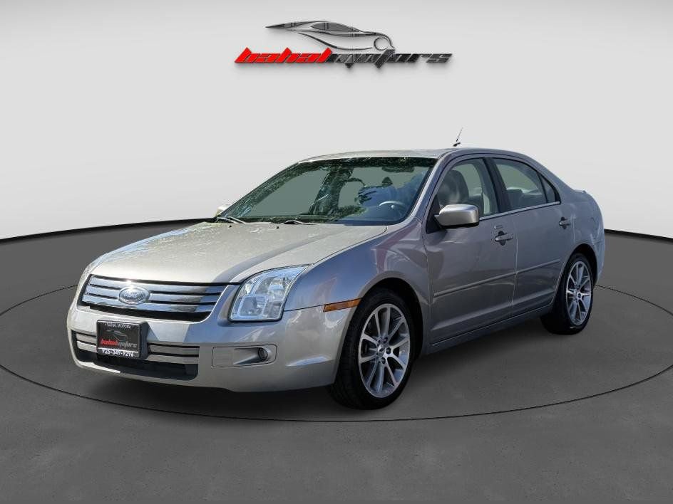 Used 2009 Ford Fusion SEL image 4