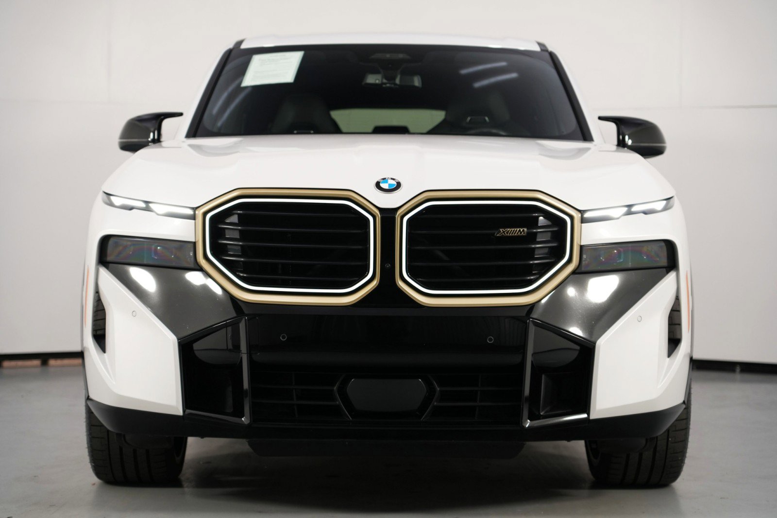Used 2024 BMW XM AWD/4WD image 7
