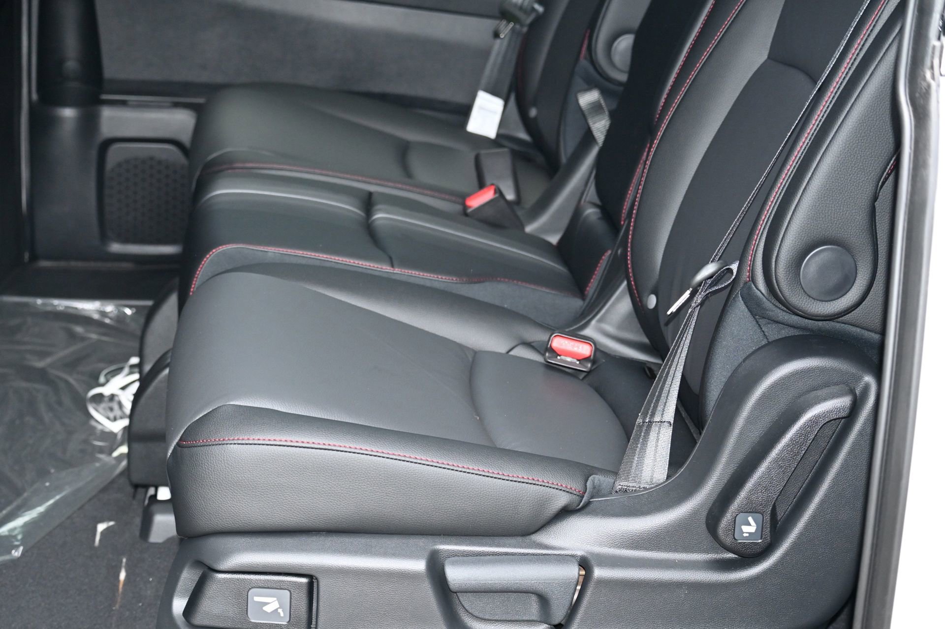 New 2026 Honda Odyssey Sport-L image 18