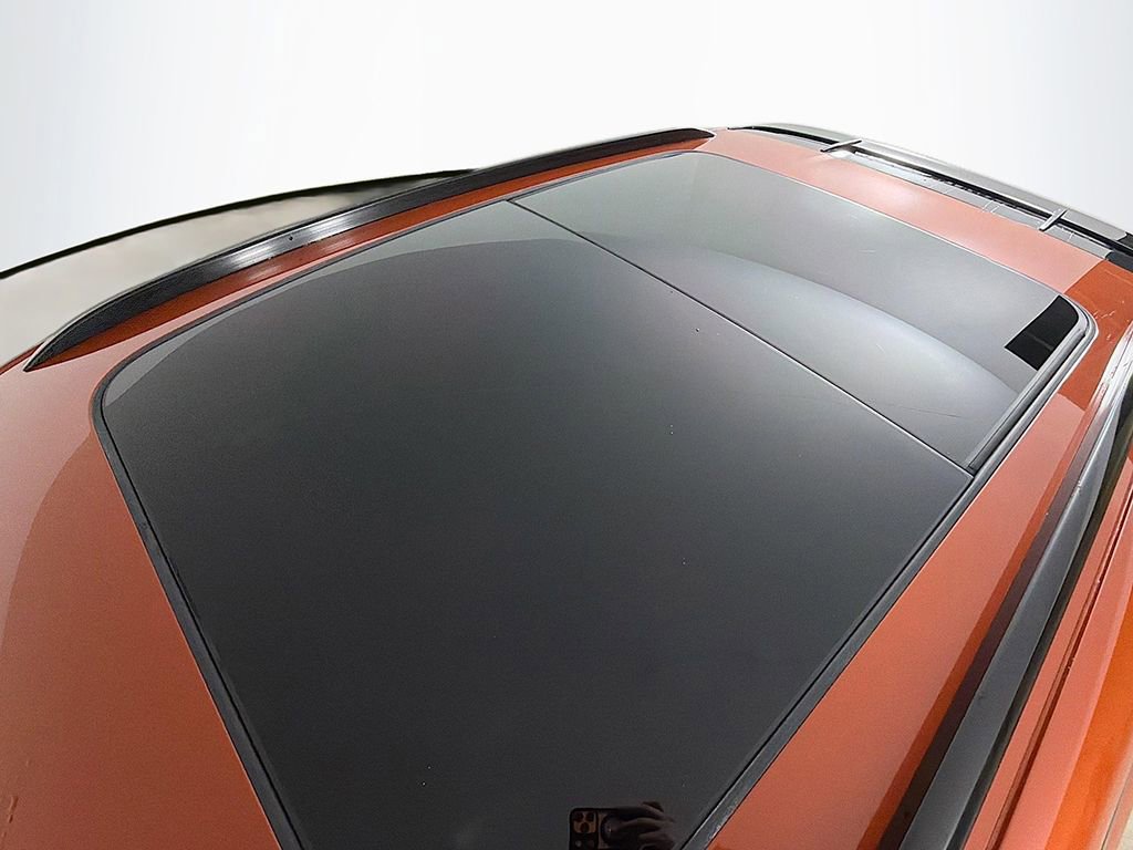 Used 2024 Porsche Macan GTS image 16