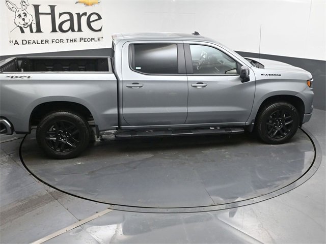 New 2026 Chevrolet Silverado 1500 RST w/ Dark Appearance Package image 17