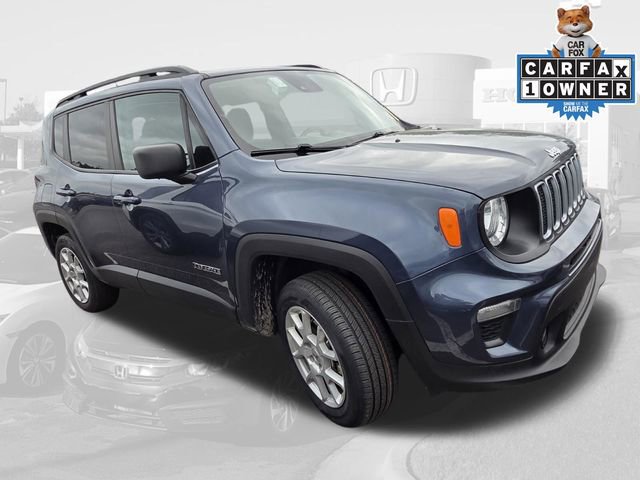 Used 2022 Jeep Renegade Latitude image 2