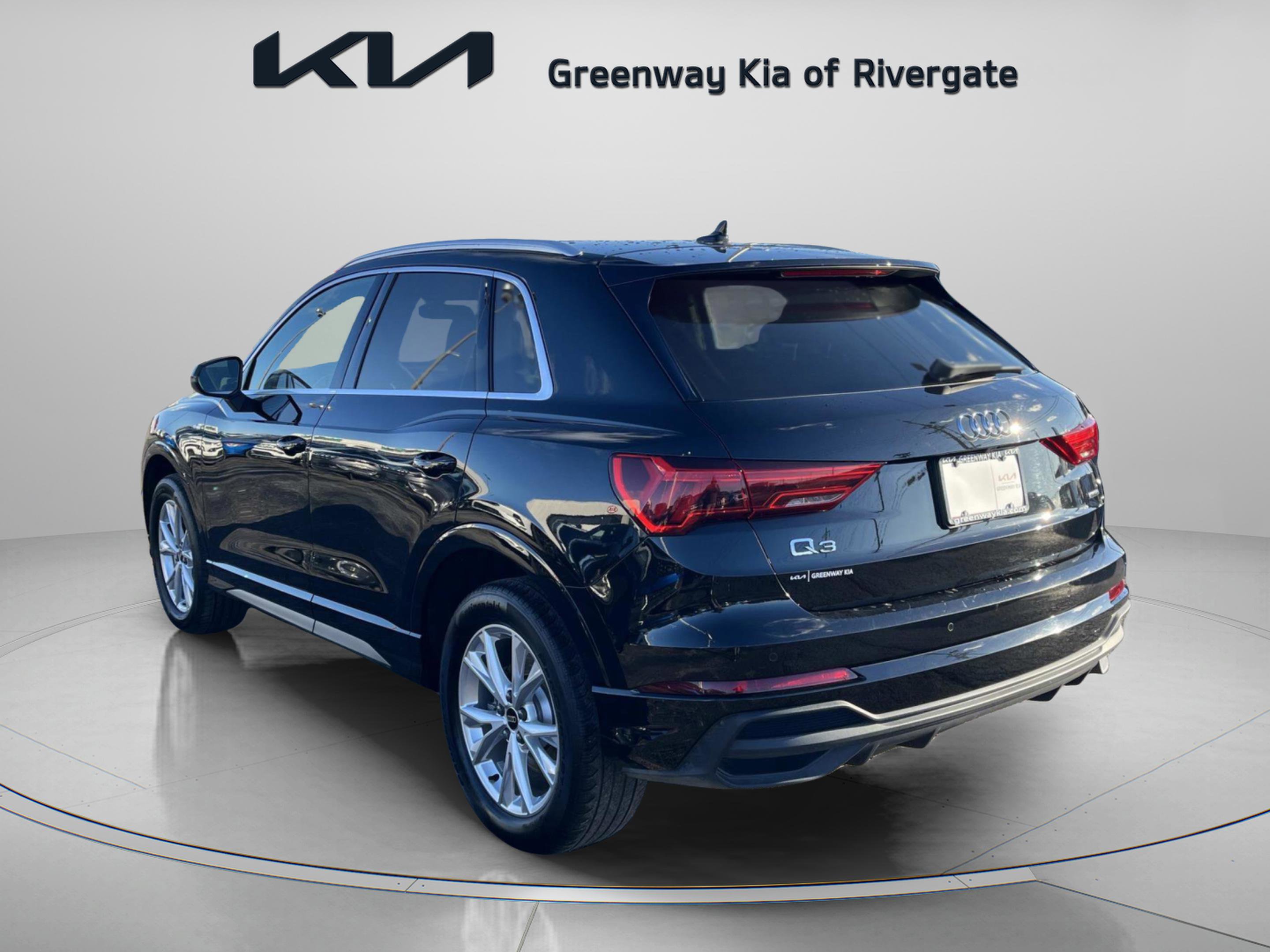 Used 2025 Audi Q3 2.0T Premium image 5