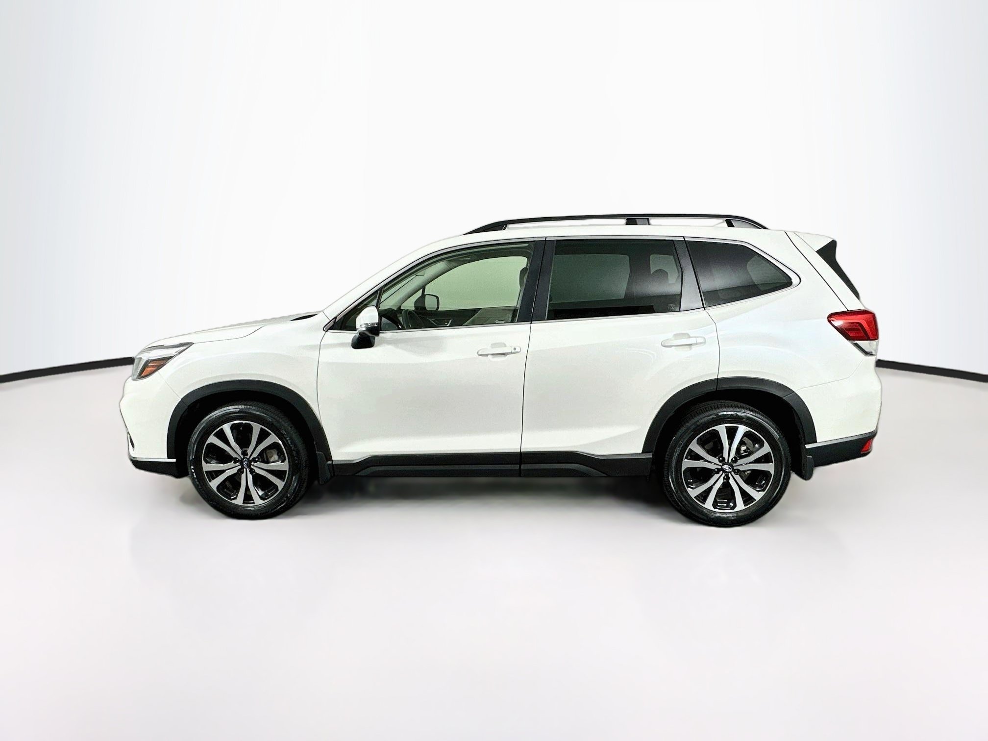 Used 2020 Subaru Forester Limited AWD/4WD image 4