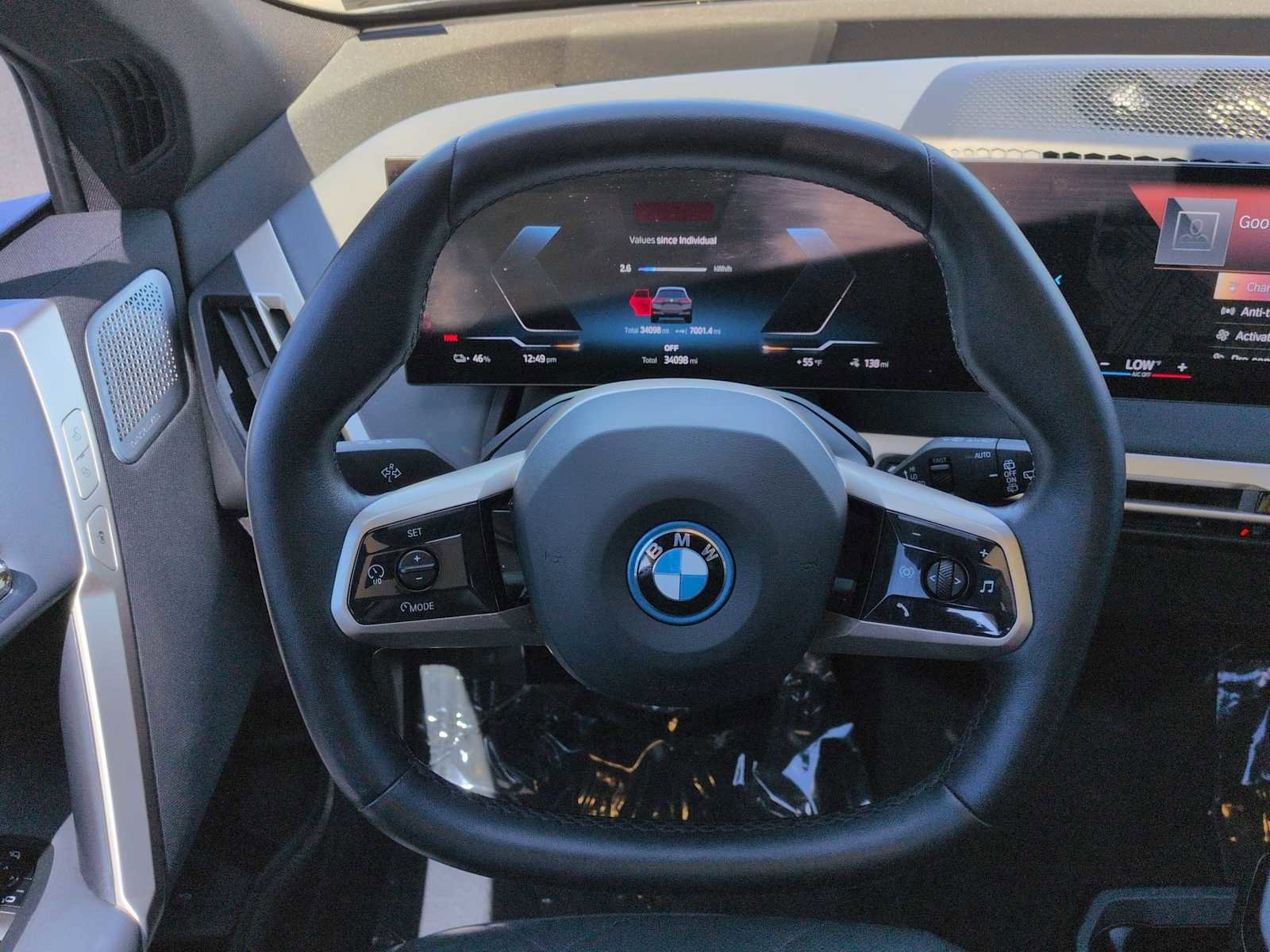 Certified 2022 BMW iX xDrive50 w/ Premium Package image 24