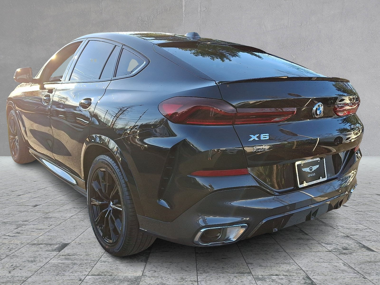 Used 2024 BMW X6 xDrive40i w/ Premium Package image 8