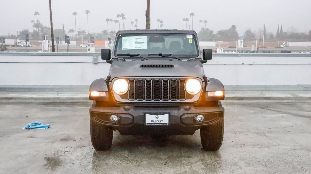 New 2026 Jeep Gladiator Sport video 3