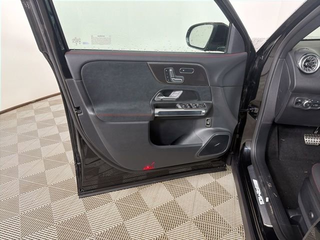 New 2026 Mercedes-Benz GLB 35 AMG 4MATIC image 12