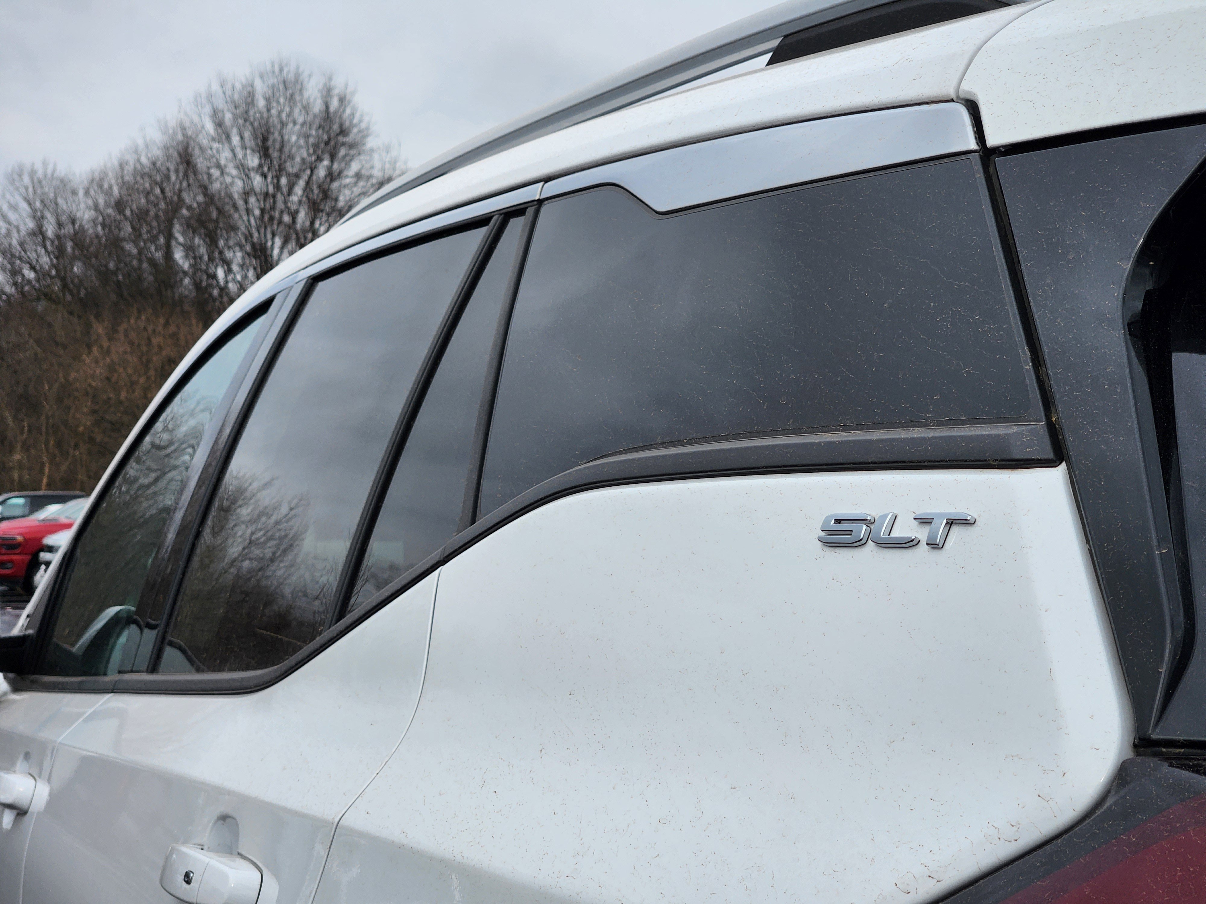 Used 2023 GMC Terrain SLT w/ Infotainment Package II image 20