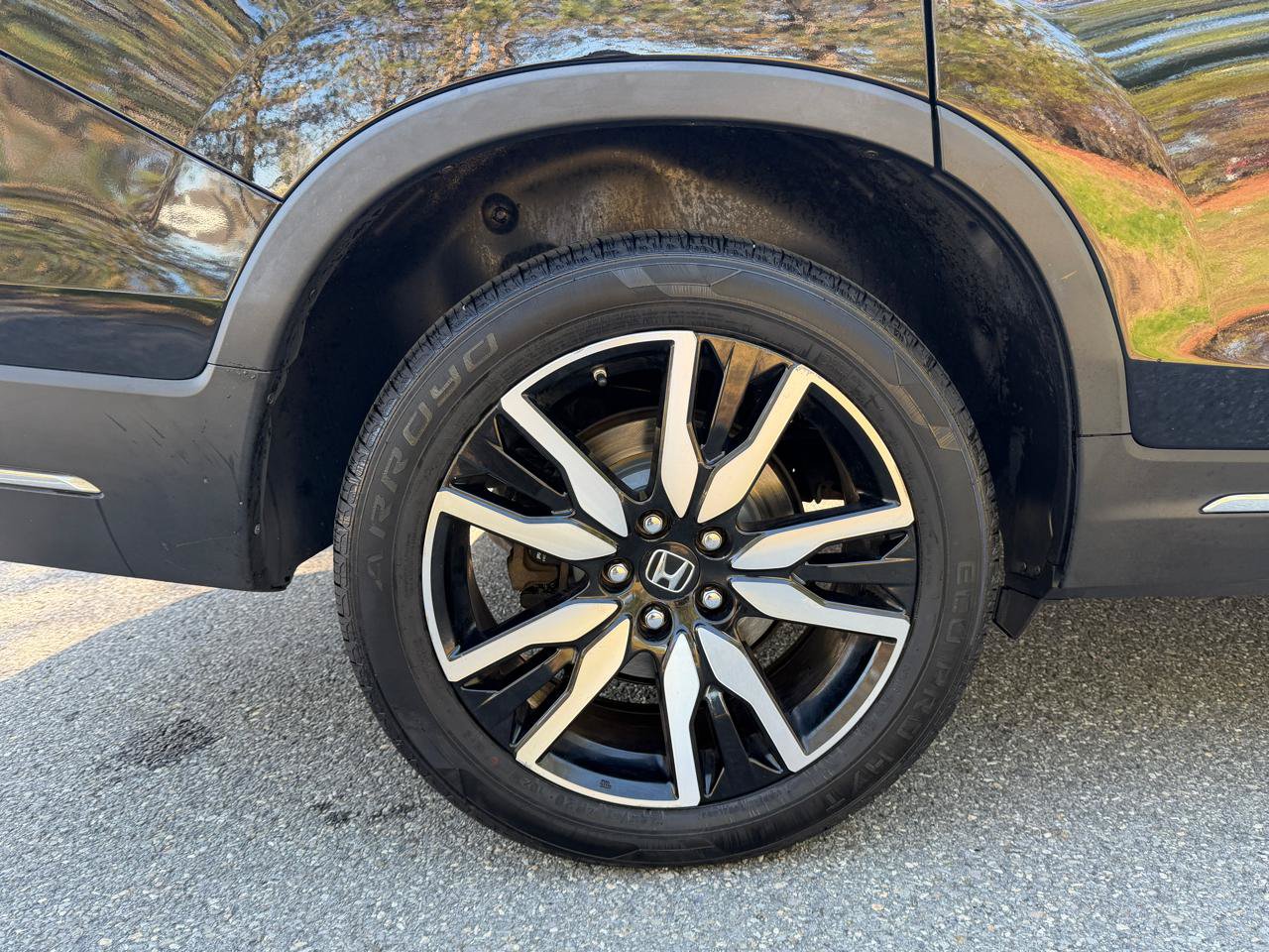Used 2019 Honda Pilot Touring image 28