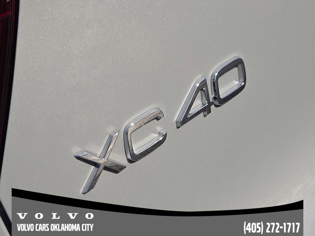 New 2026 Volvo XC40 B5 Plus w/ Protection Package Premier image 10