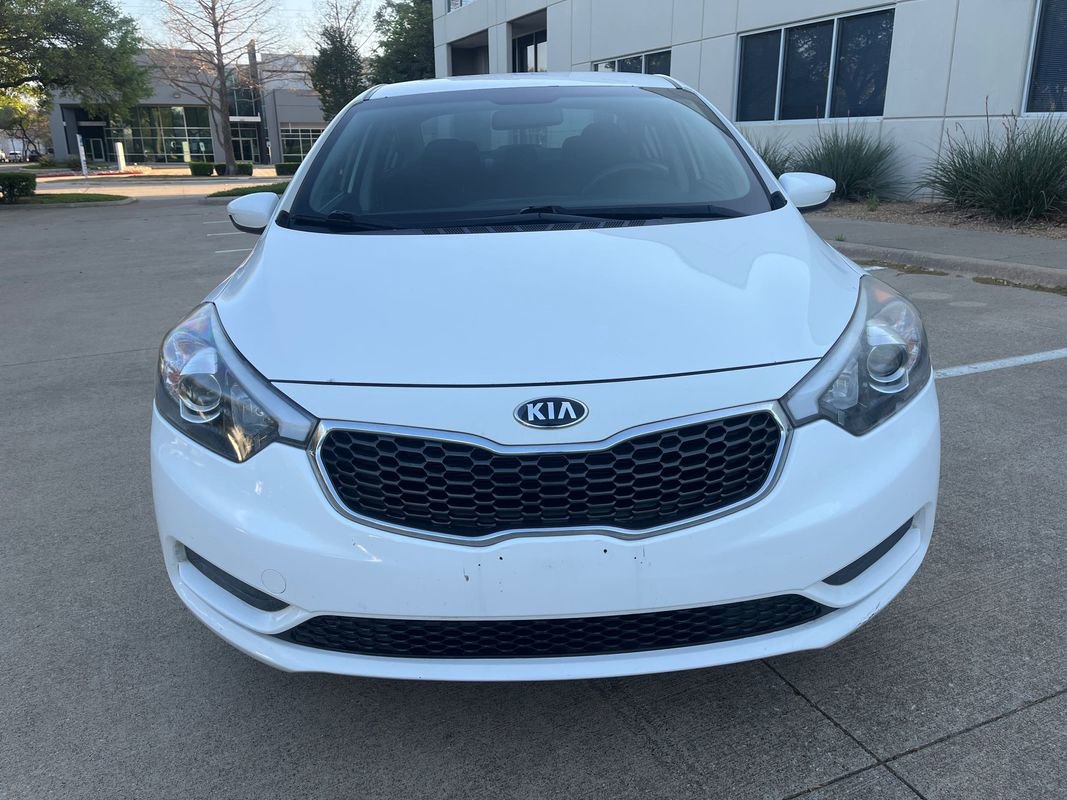 Used 2016 Kia Forte LX image 3
