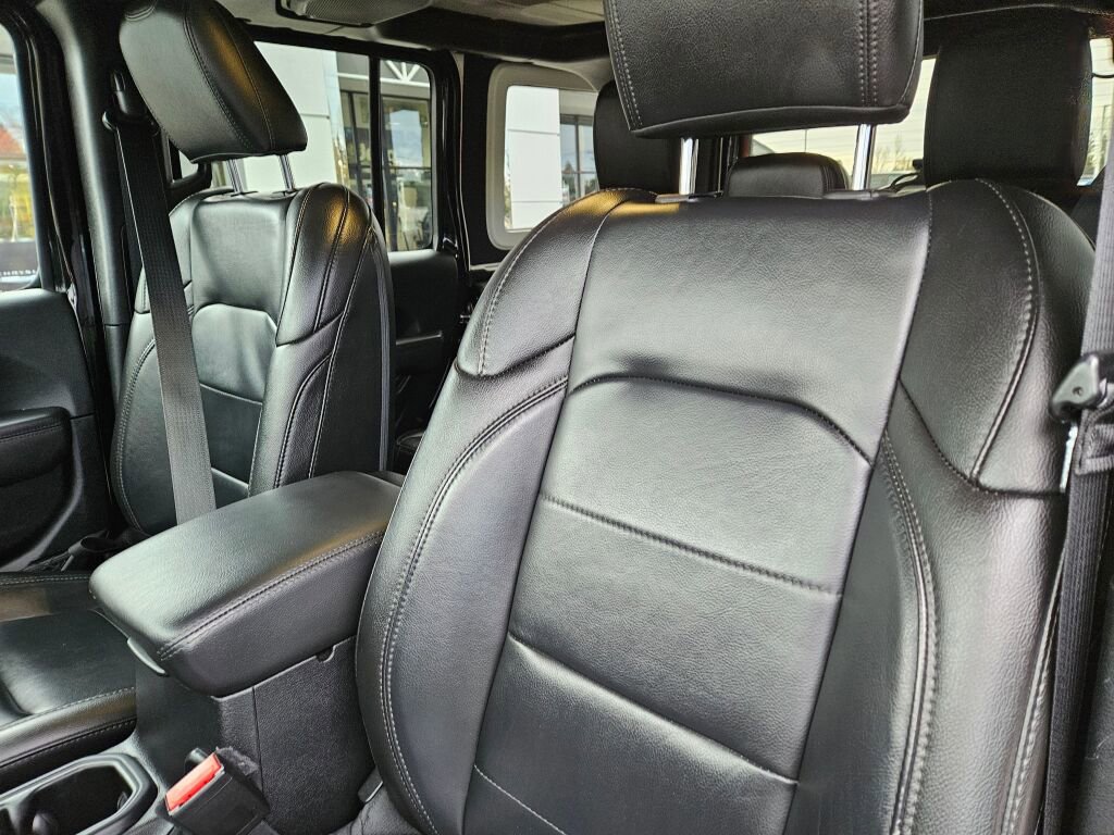 Used 2021 Jeep Wrangler Unlimited Sahara image 14