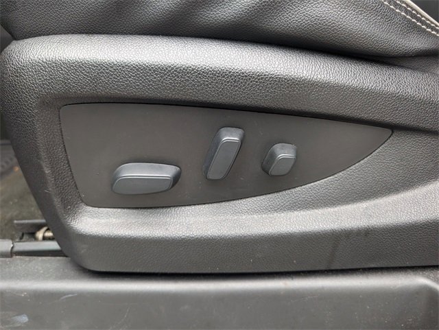 Used 2017 Chevrolet Silverado 1500 High Country image 15