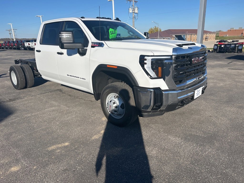 New 2026 GMC Sierra 3500 Pro w/ Convenience Package image 7