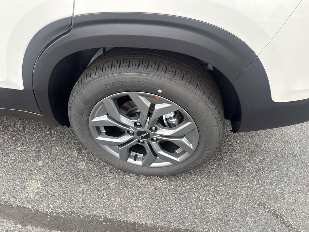New 2026 Kia Seltos LX image 5