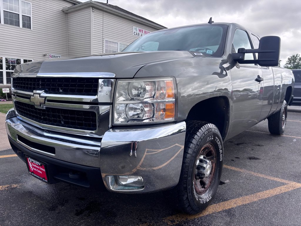 Used 2008 Chevrolet Silverado 3500 LT w/ Snow Plow Prep Package AWD/4WD image 2
