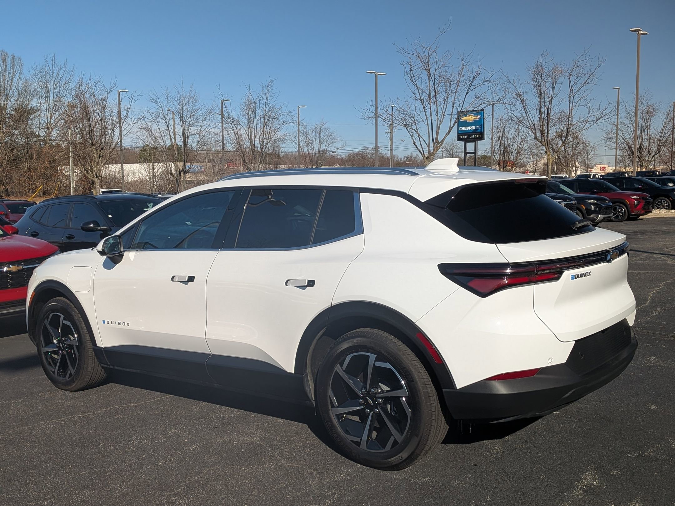 New 2026 Chevrolet Equinox EV LT image 5