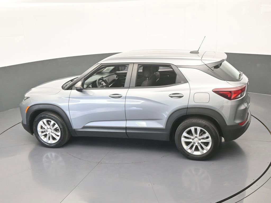 Used 2023 Chevrolet TrailBlazer LS FWD image 46