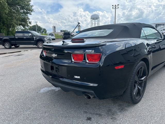 Used 2011 Chevrolet Camaro SS RWD image 12