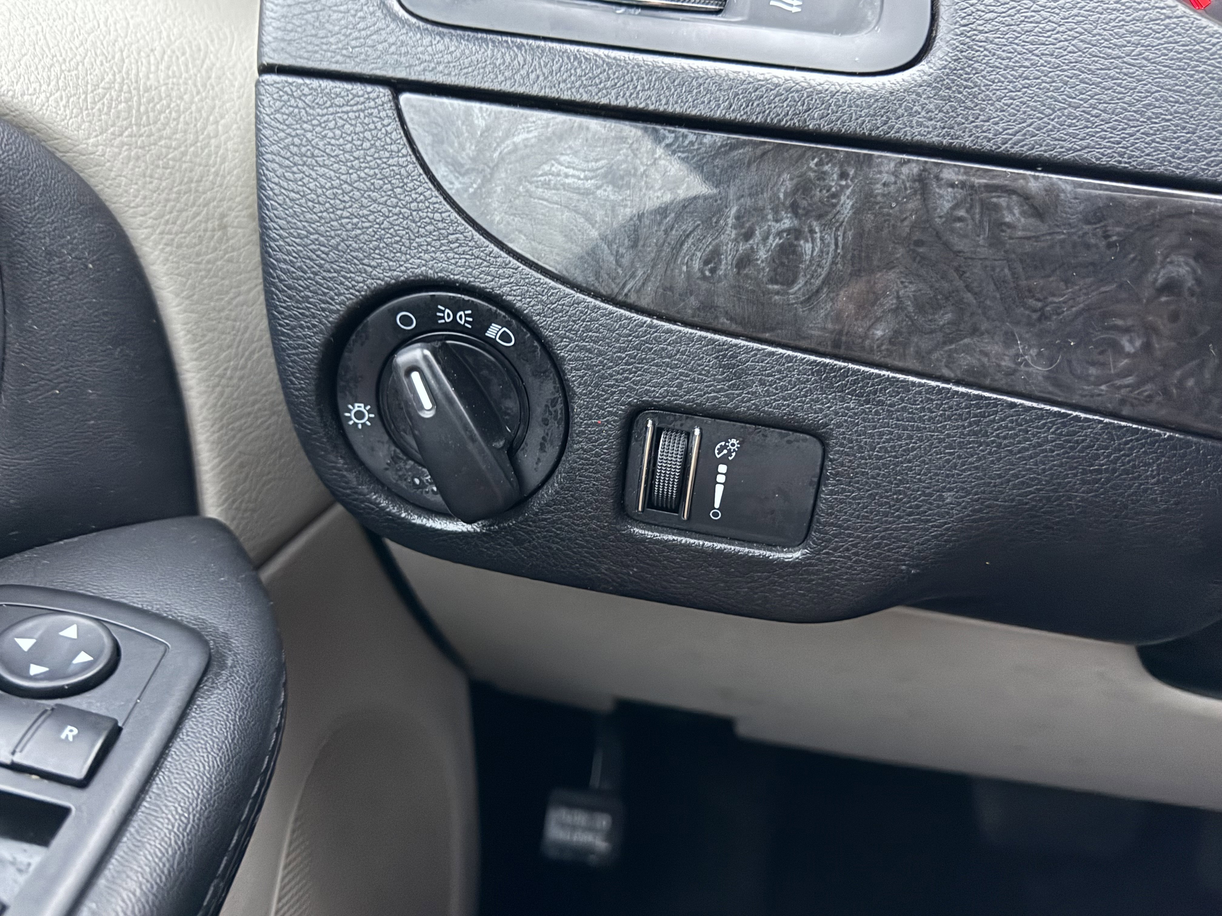 Used 2014 Dodge Grand Caravan SE w/ Quick Order Package 29E SE image 25