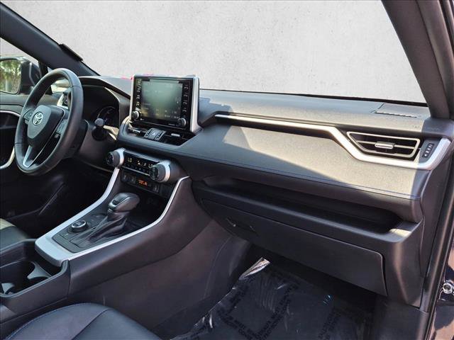 Used 2020 Toyota RAV4 XSE w/ XSE Grade Weather Package AWD/4WD image 21