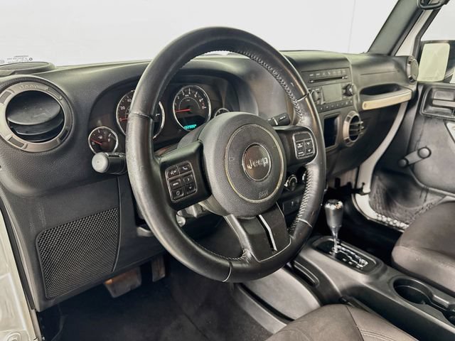 Used 2017 Jeep Wrangler Unlimited Sport w/ Connectivity Group AWD/4WD image 13