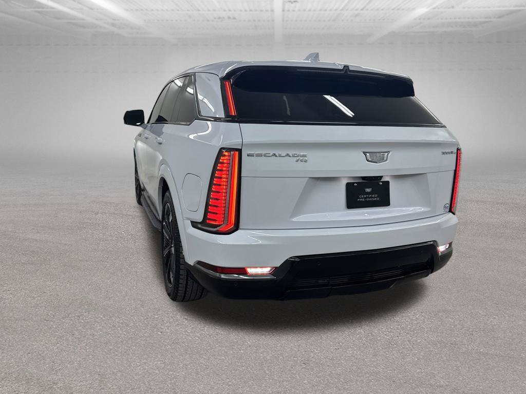 Certified 2026 Cadillac Escalade IQ Sport 2 w/ LPO, Premium Carpet Package AWD/4WD image 8
