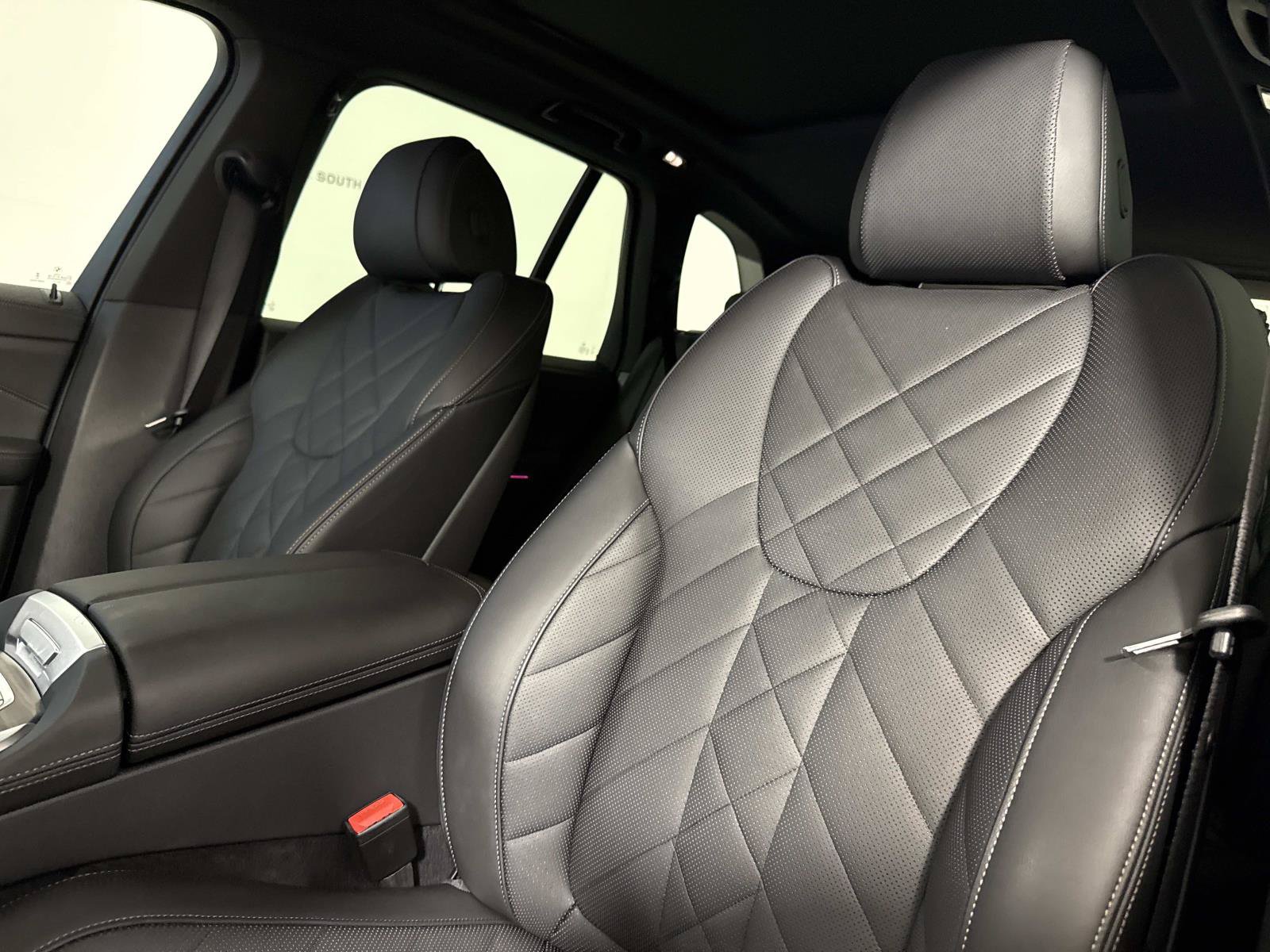 Used 2024 BMW X5 sDrive40i w/ Premium Package RWD image 19