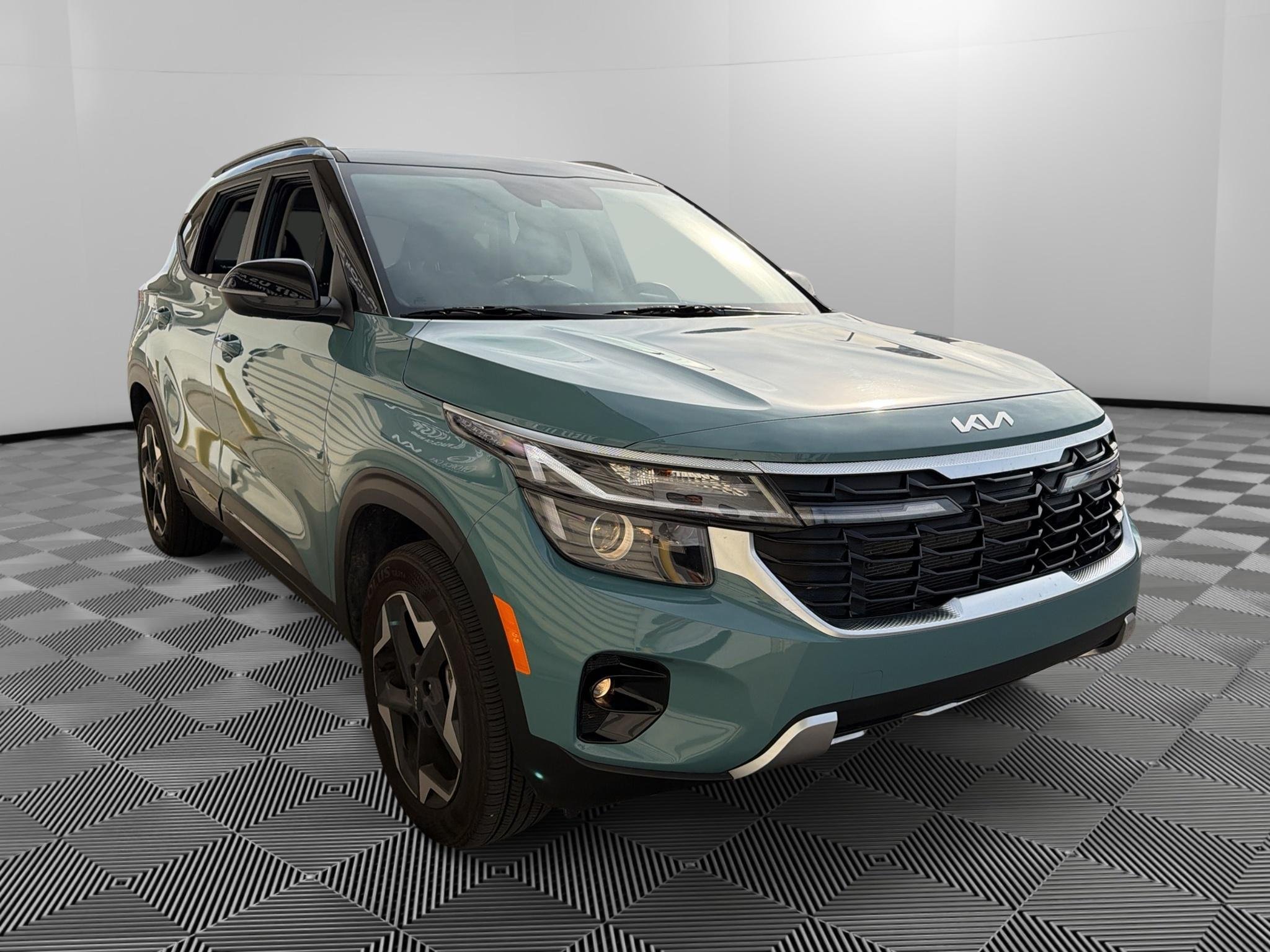 New 2026 Kia Seltos S AWD/4WD image 4