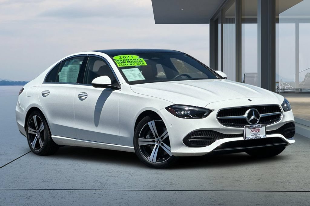 Used 2025 Mercedes-Benz C 300 4MATIC Sedan image 2