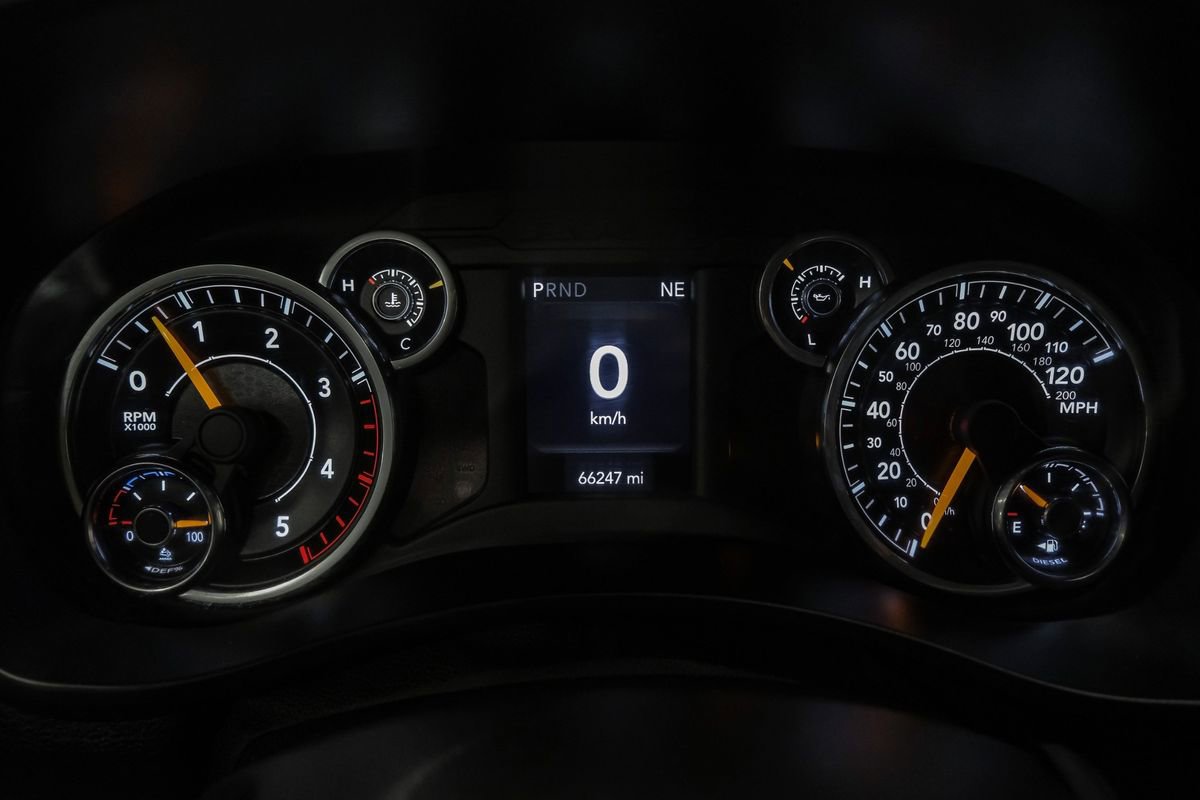 Used 2019 RAM 3500 Tradesman w/ Chrome Appearance Group AWD/4WD image 18