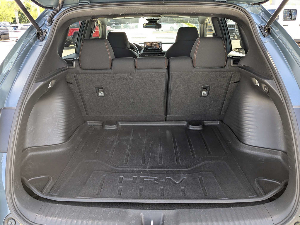Used 2023 Honda HR-V Sport image 12