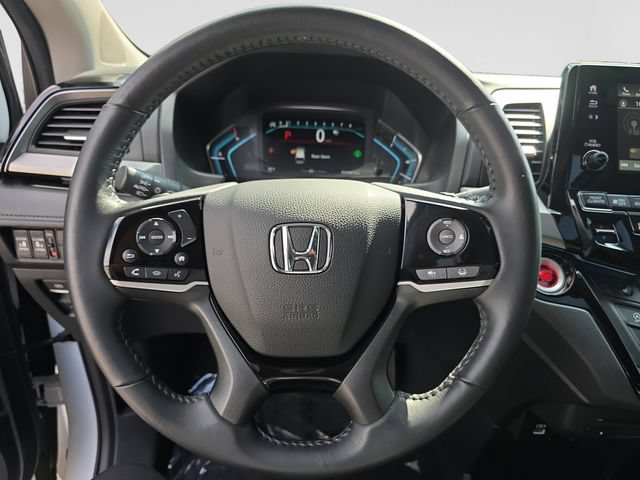 Used 2023 Honda Odyssey Touring image 13