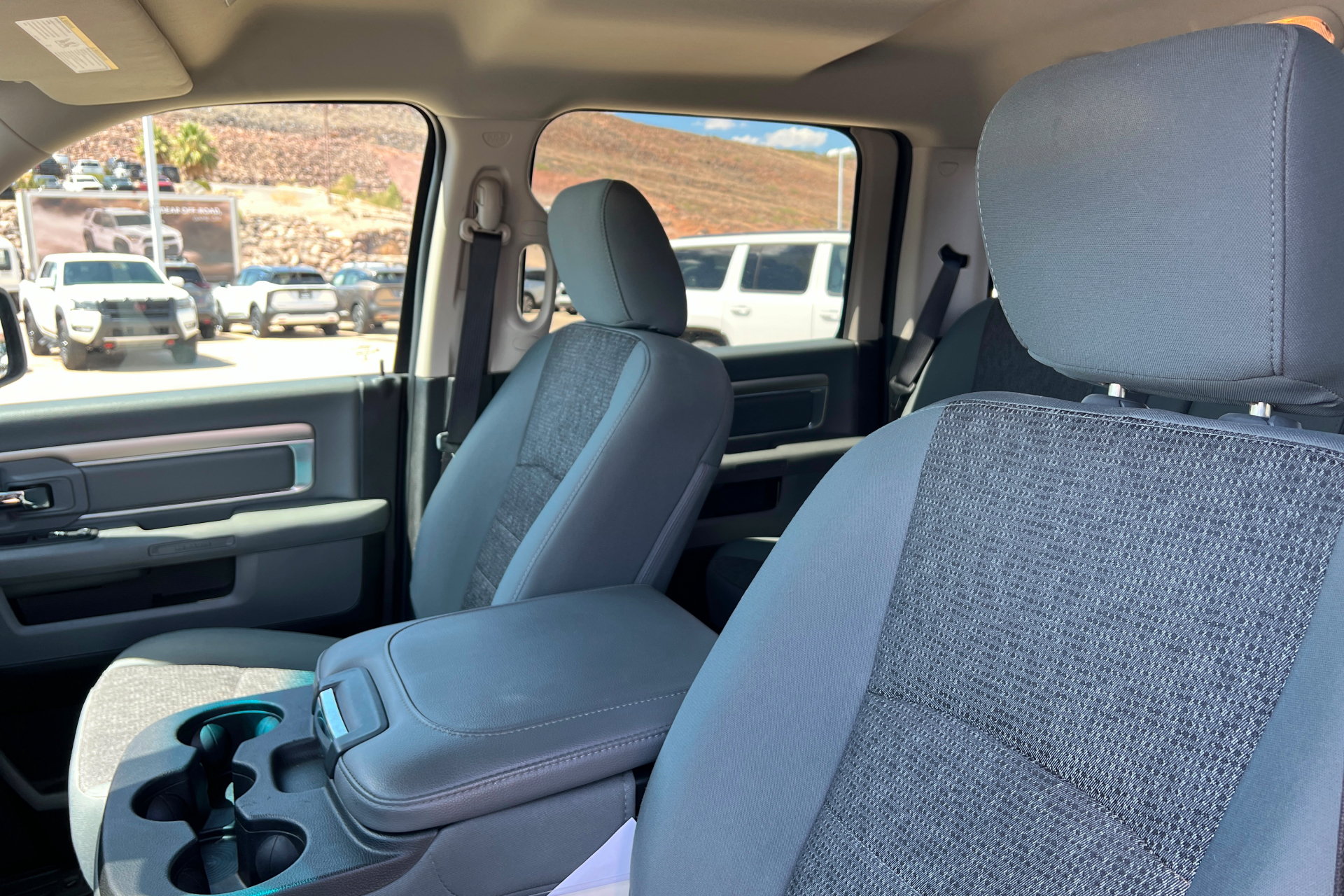 Used 2018 RAM 1500 Big Horn AWD/4WD image 17