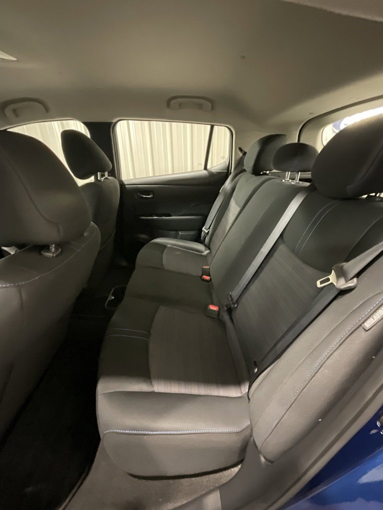 Used 2025 Nissan Leaf SV Plus image 11