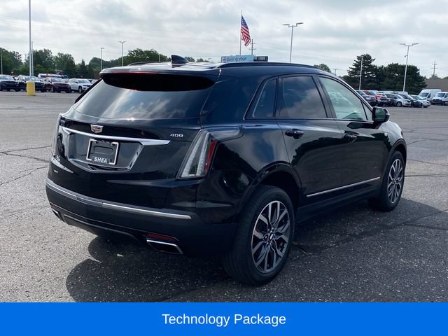 Used 2023 Cadillac XT5 Sportv w/ Technology Package AWD/4WD image 3