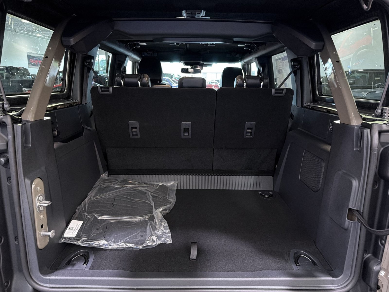 New 2026 Ford Bronco Outer Banks AWD/4WD image 29