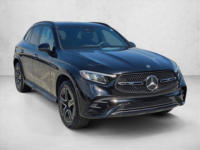 Used 2024 Mercedes-Benz GLC 300 image 3