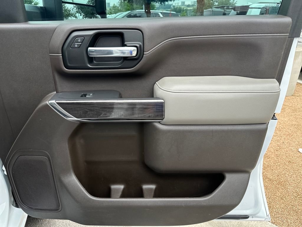 Used 2020 Chevrolet Silverado 3500 LTZ AWD/4WD image 37