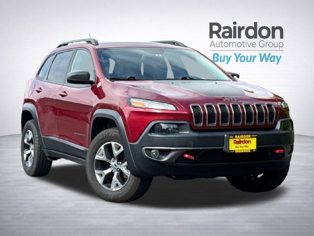 Used 2015 Jeep Cherokee Trailhawk AWD/4WD image 1