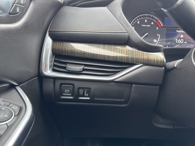 Used 2020 Cadillac XT4 Sport image 16