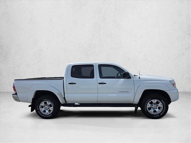 Used 2013 Toyota Tacoma PreRunner w/ SR5 Pkg RWD image 4
