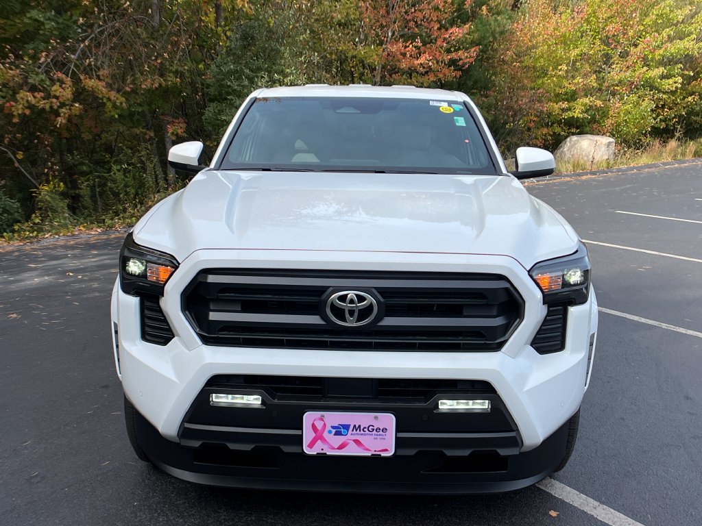 New 2026 Toyota Tacoma SR5 AWD/4WD image 4