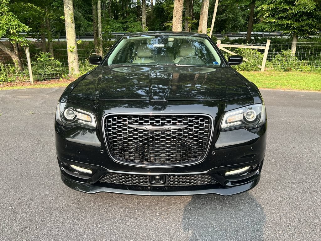 Certified 2023 Chrysler 300 Touring L w/ Safetytec Plus Group RWD image 8